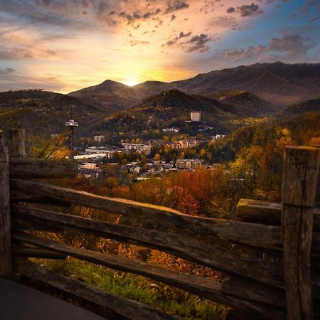The Mason Jar, Hot Tub, Wifi, 1089 Free Tickets Each Paid Day, Dollywood And More! Pigeon Forge Eksteriør bilde